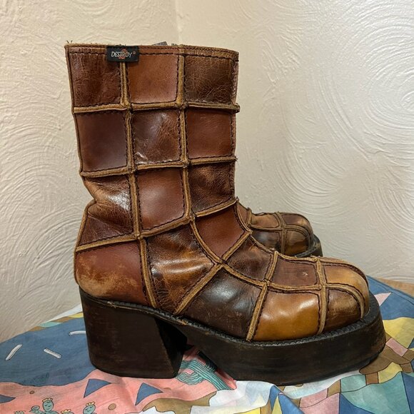 RARE Vintage VTG Destroy Platform Heeled Boots - Picture 2 of 6